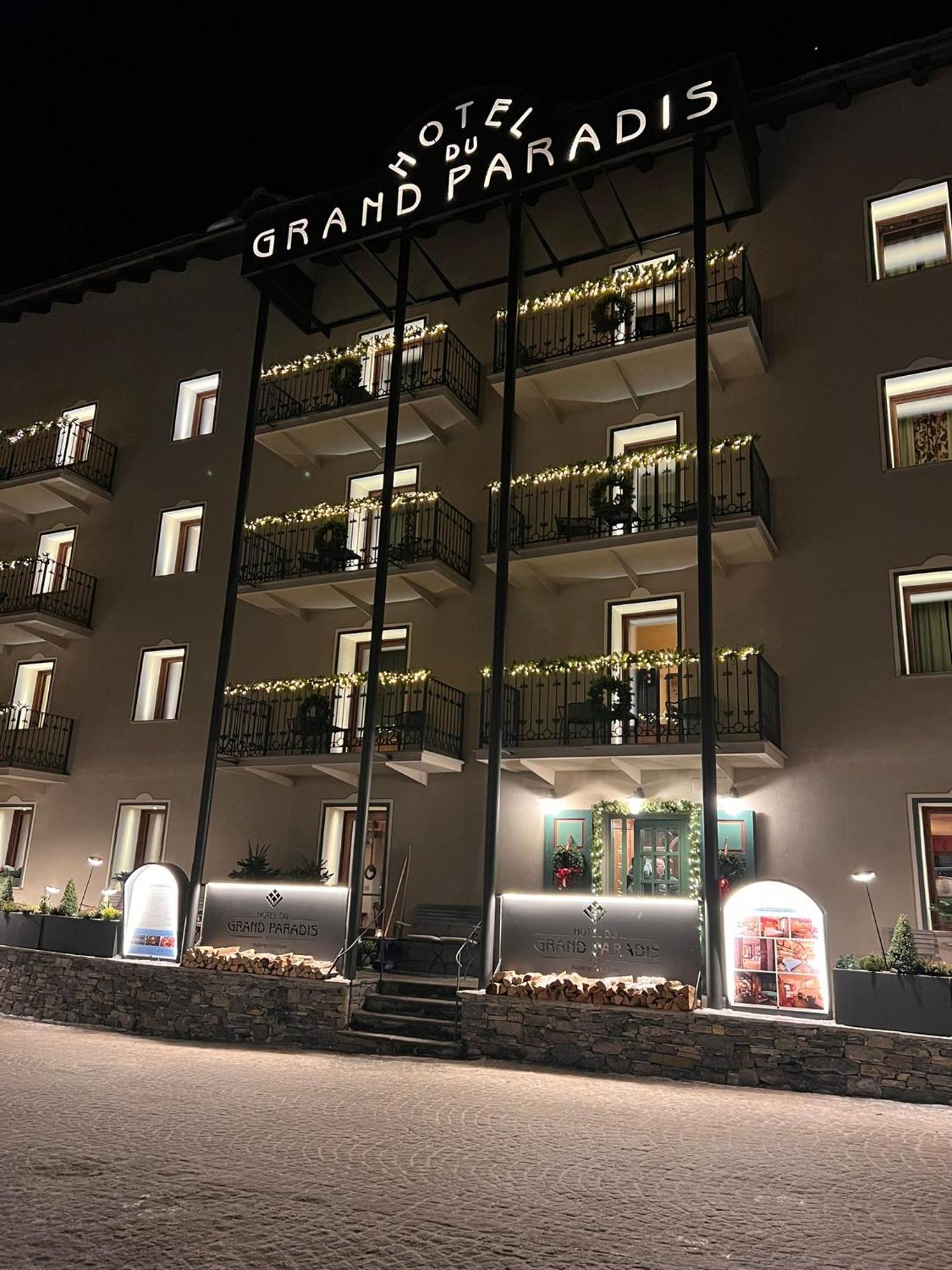 Hotel Du Grand Paradis - 1899 Auberge Boutique Cogne Buitenkant foto